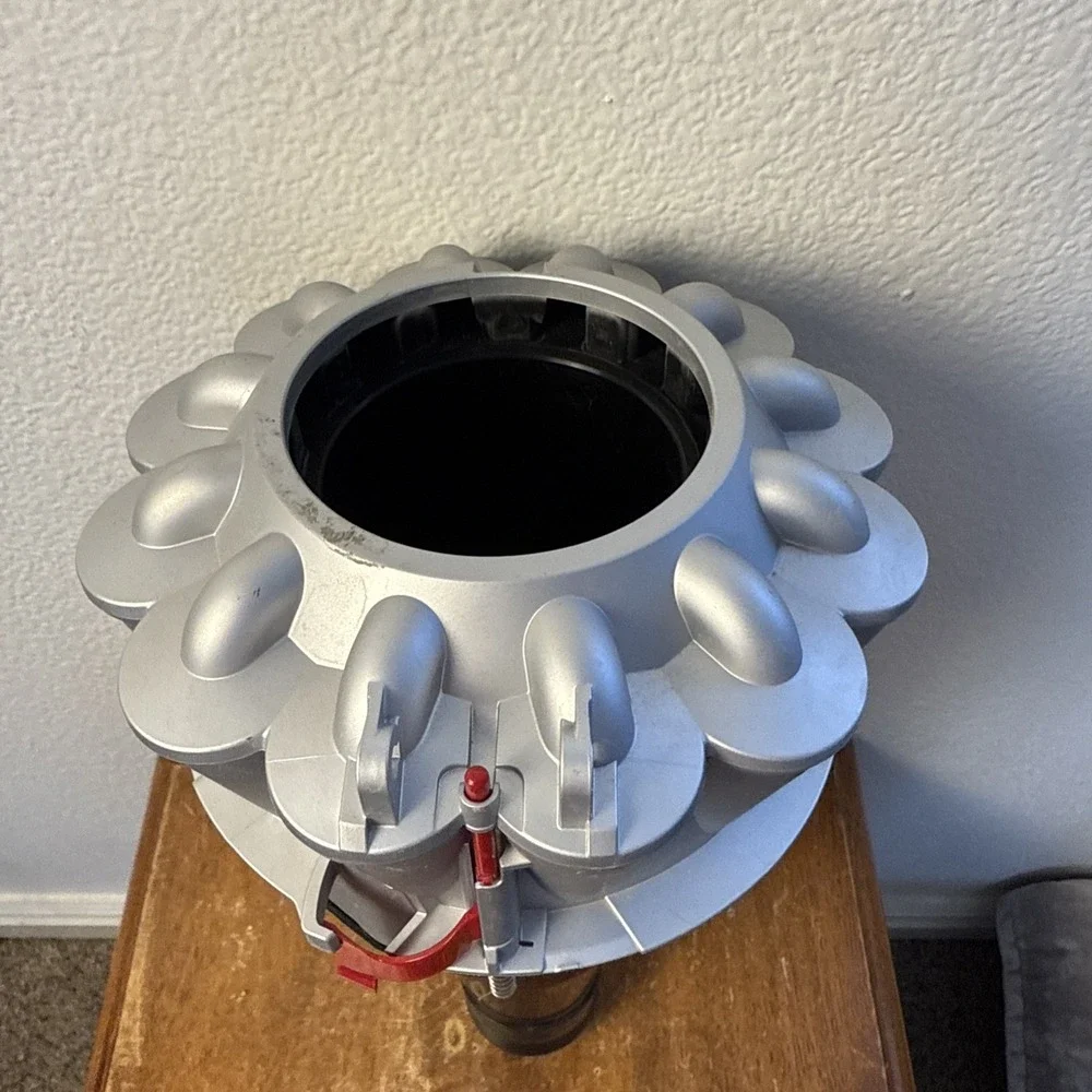Dyson DC40 Cyclone Assembly in‎ Silver genuine OEM Part
